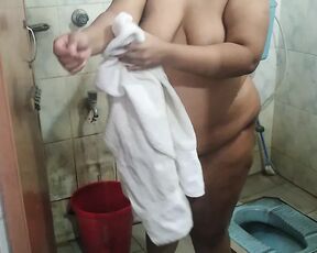 Arabian woman after bath - BBW