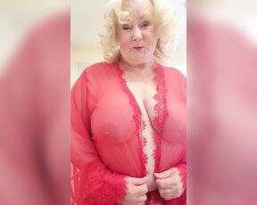 Granny Loves Showing Off and Saying Naughty Things to Excite You.